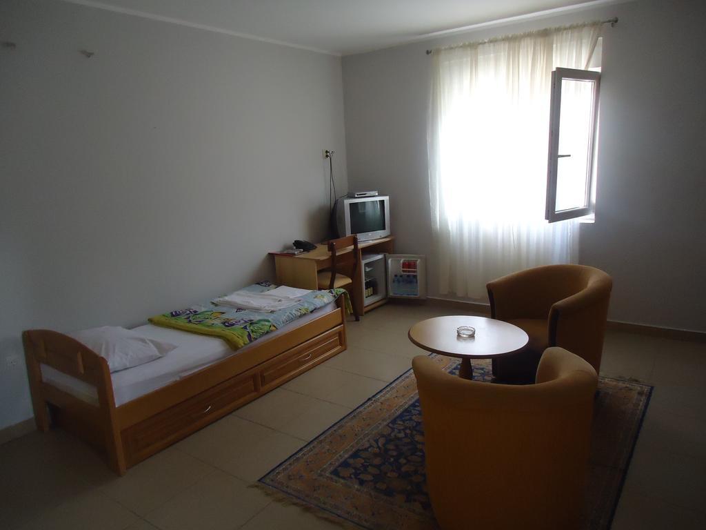 Hotel Kangaroo Μπούντβα Εξωτερικό φωτογραφία