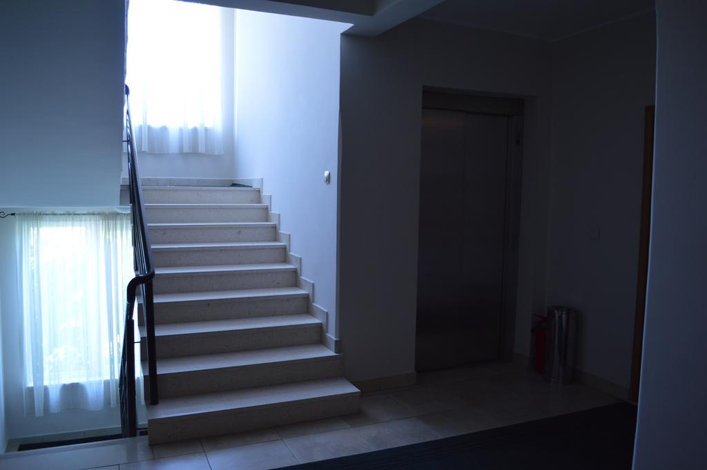 Hotel Kangaroo Μπούντβα Εξωτερικό φωτογραφία
