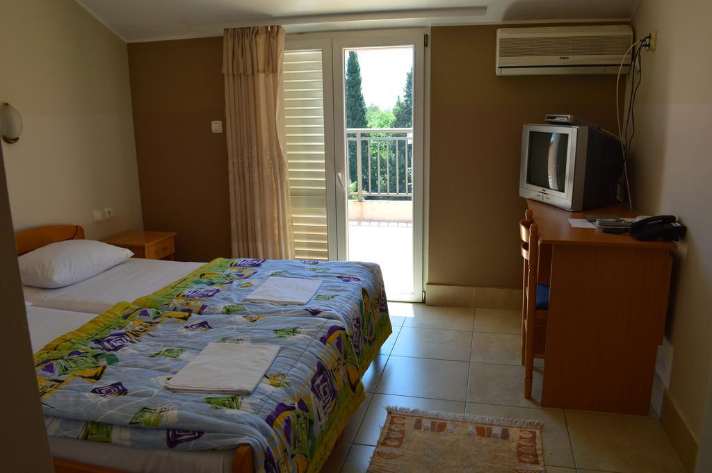 Hotel Kangaroo Μπούντβα Εξωτερικό φωτογραφία