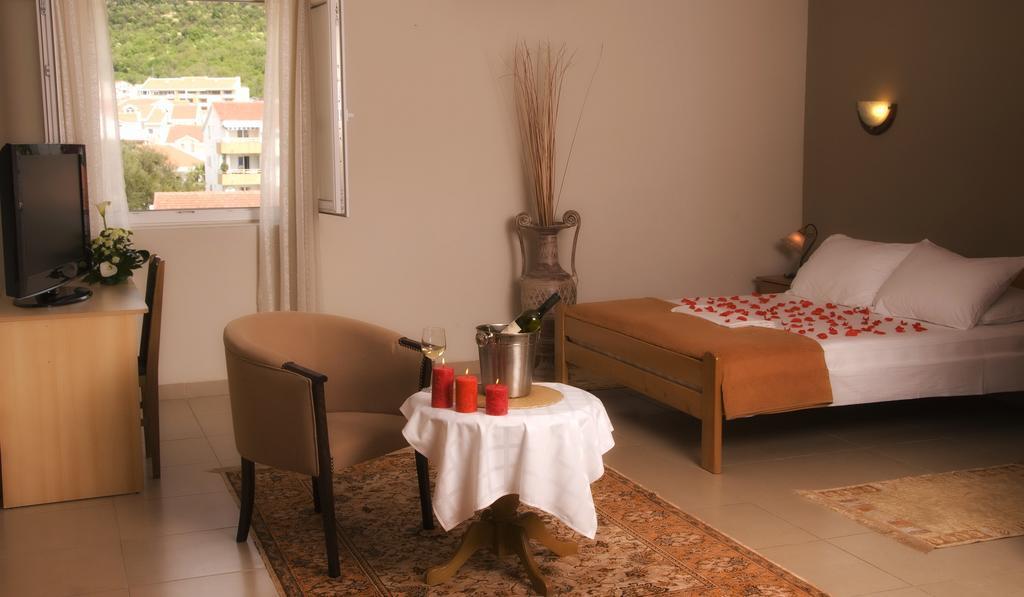 Hotel Kangaroo Μπούντβα Εξωτερικό φωτογραφία