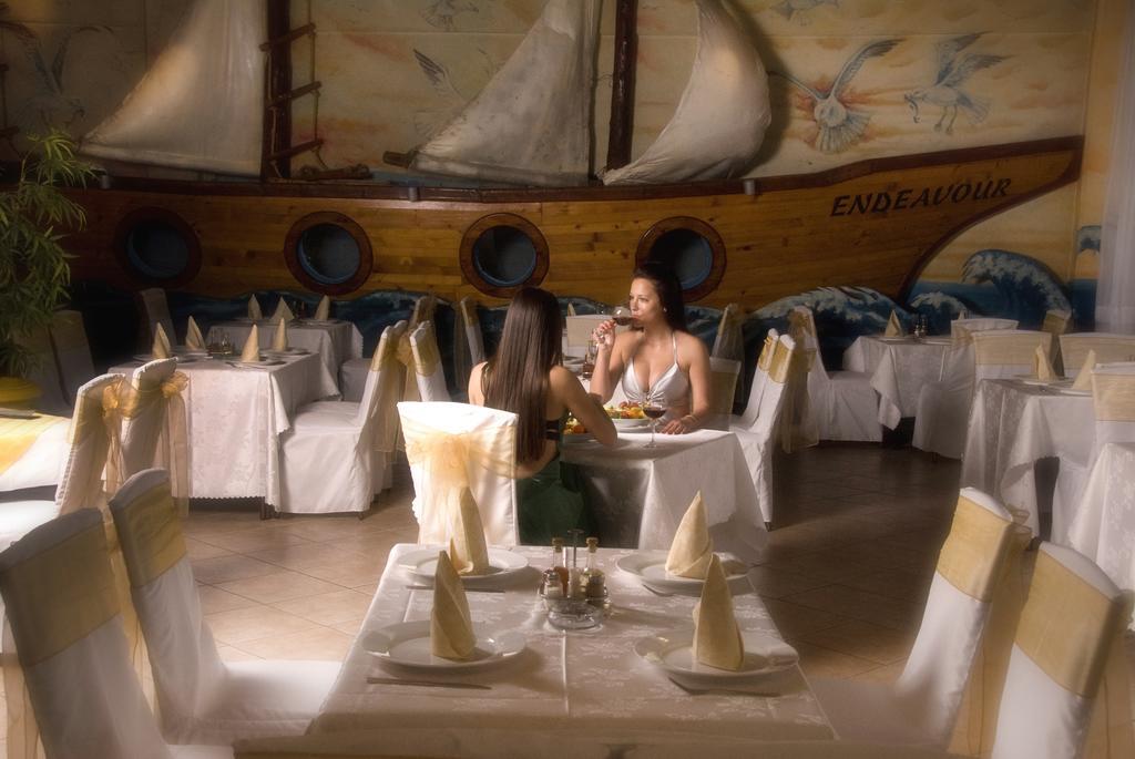 Hotel Kangaroo Μπούντβα Εξωτερικό φωτογραφία