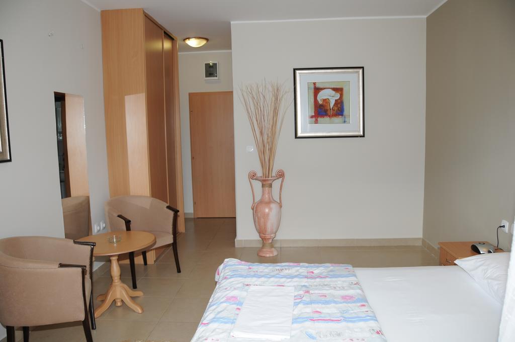 Hotel Kangaroo Μπούντβα Εξωτερικό φωτογραφία
